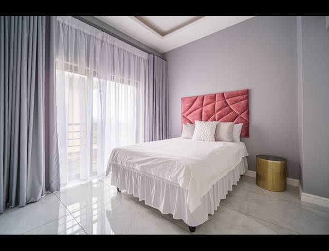 3 BEDROOM TOWNHOUSE FOR SALE IN IZINGA RIDGE